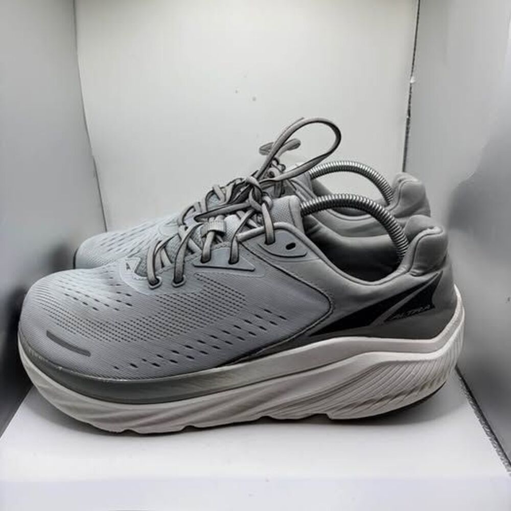 Men’s Altra Via Olympus 2 Running Shoes Size 10